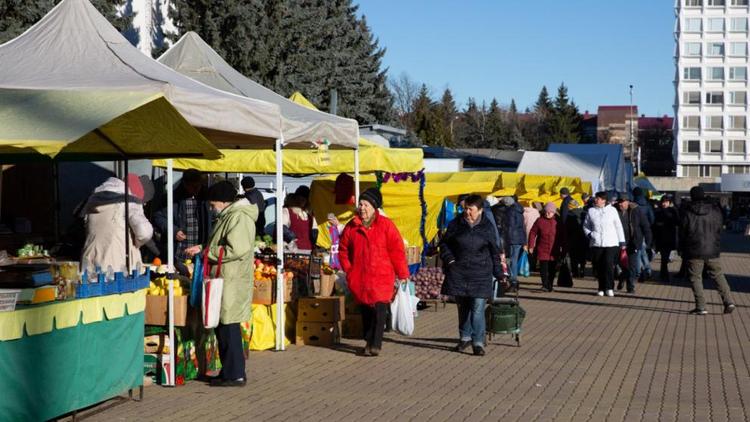 Новогодний базар в Ставрополе посетили около трёх тысяч человек