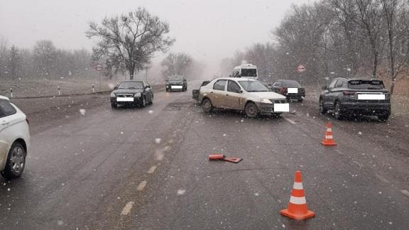 Пожилой водитель легковушки пострадал в аварии в Кочубеевском округе Ставрополья