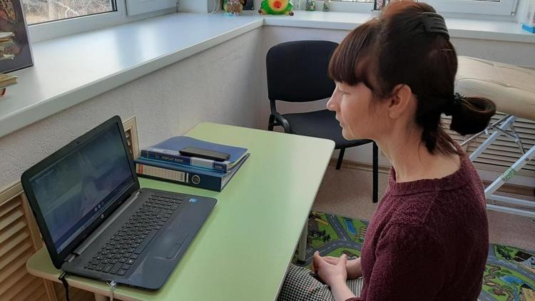 В Невинномысске психологи консультируют детей в онлайн-режиме