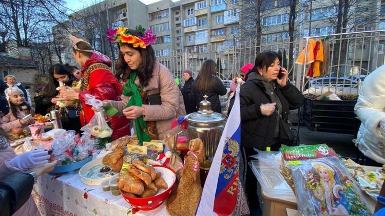 На ярмарке в кисловодской школе собрали более 350 тысяч рублей 