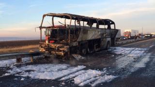 В Ставропольском крае на федеральной автодороге «Кавказ» в результате ДТП загорелся автобус