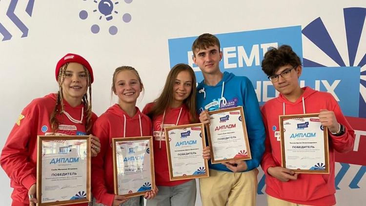 Губернатор Ставрополья поздравил школьников края с успехами на Всероссийском конкурсе