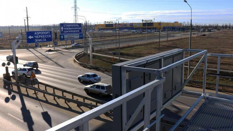 Безопасные дороги: «Ростелеком» установил мультимедийные табло на трассах Ставрополья