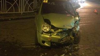 В Ставрополе в столкновении с «БМВ» пострадала автоледи