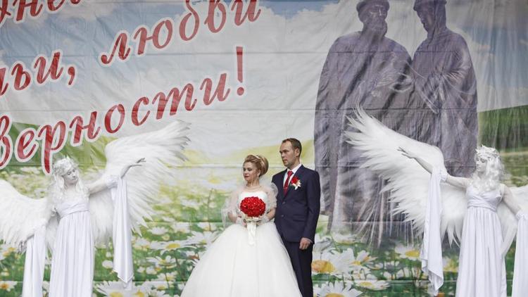 Ставропольцы с размахом отметили День семьи, любви и верности