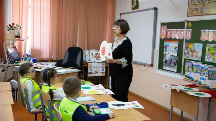 В школах Ставрополя проходит акция по безопасности дорожного движения