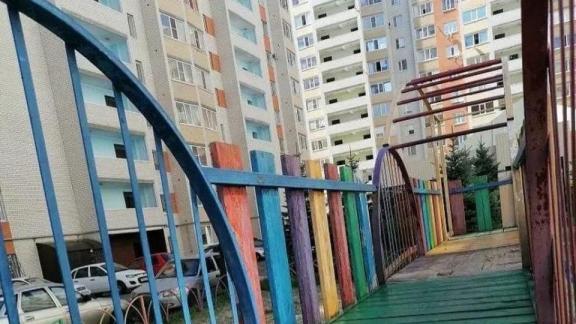 В Ставрополе отремонтировали детскую площадку по просьбе волонтёров