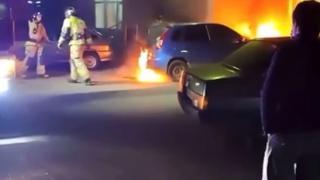 Женщина в Ставрополе разозлилась на мужчину и подожгла его автомобиль