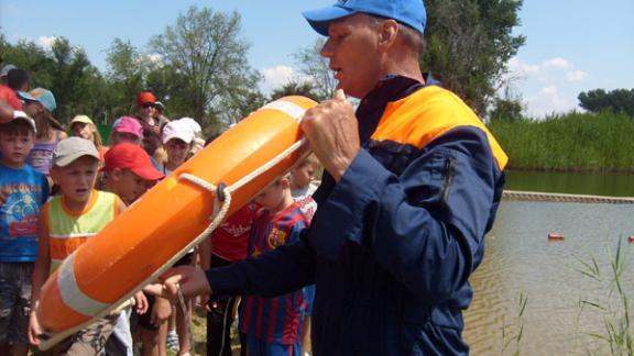 Инструкторы ПАСС СК провели «водный урок» в детском оздоровительном центре «Колосок»