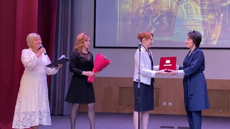 Почётные грамоты Думы Ставрополья получили сотрудники Лермонтовской библиотеки