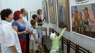 Выставка картин «Мир глазами детей» открылась в Пятигорске