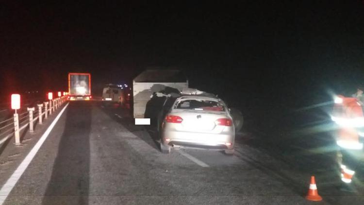 Водитель иномарки погиб после столкновения с грузовиком на Ставрополье