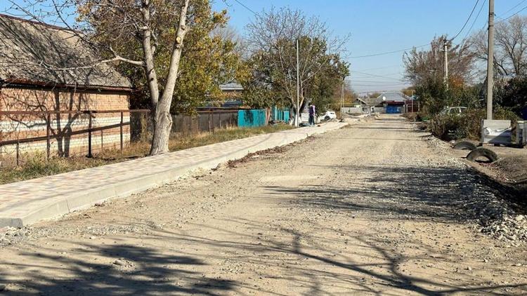 Дорогу к спортплощадке отремонтируют в селе Кочубеевском