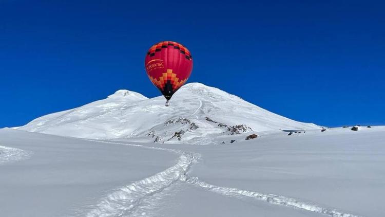 Стартовал посвящённый 220-летию Кавминвод перелёт на воздушных шарах через Эльбрус