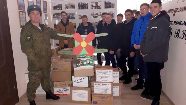 Посылки солдатам весом в 650 кг собрали волонтёры из Ипатовского округа