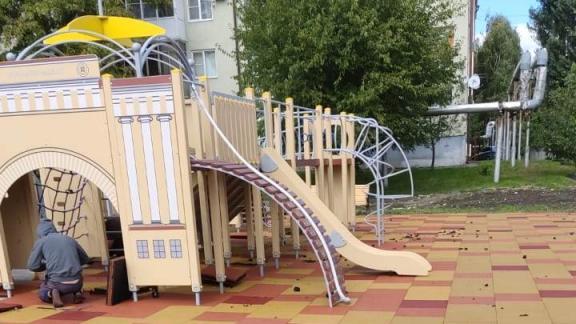 Территорию возле нового детского сада благоустроили в Ставрополе