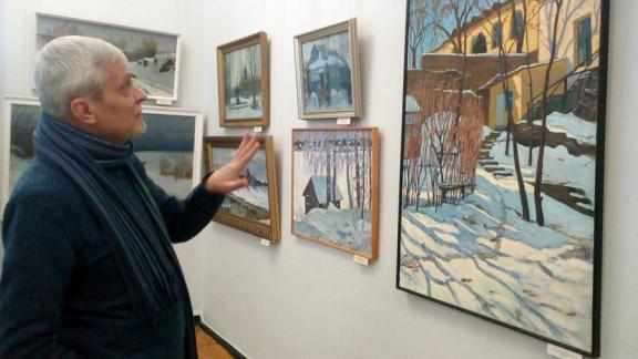 Выставка «Зимняя симфония» создаёт предновогоднее настроение посетителям изомузея Ставрополя