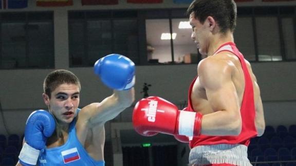 Невинномысский боксёр Сергей Маргарян готовится ко второму профессиональному бою