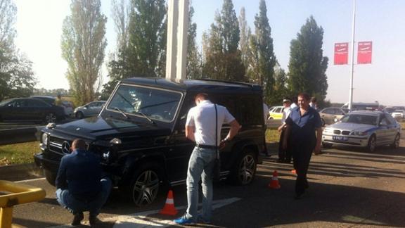 Угонщика «мерседеса» в Ставрополе задержали после погони со стрельбой и ДТП