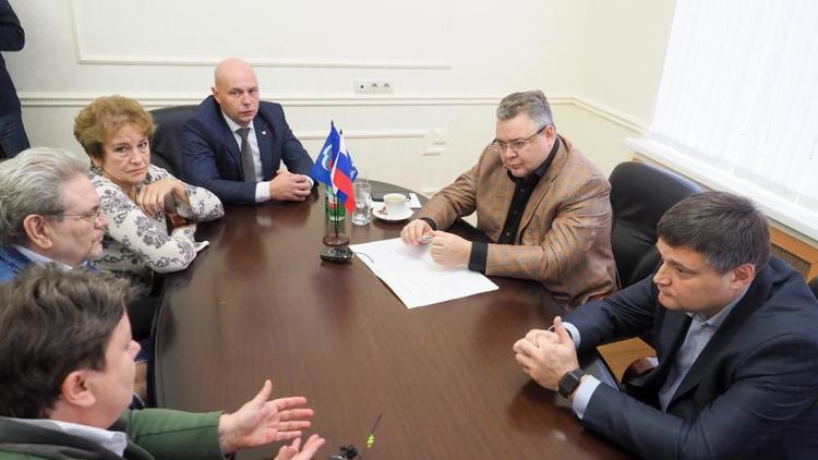 Губернатор Ставрополья встретился с представителями общественности