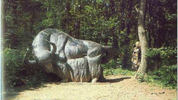 В Железноводске восстановят скульптуры мифических животных по чертежам
