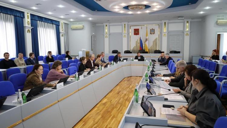 На Ставрополье сироты с ОВЗ смогут получить востребованные специальности за счет бюджета