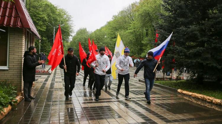 Около тысячи жителей Ставрополя приняли участие в марафоне и веломарше к 9 мая