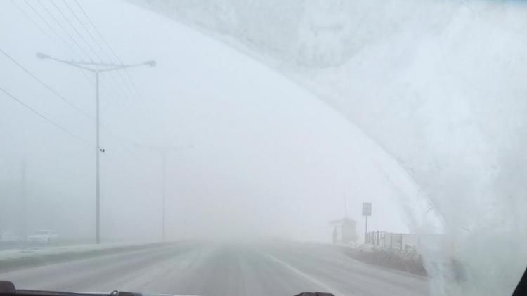 Ставропольцам за рулём рекомендуют быть бдительными на зимней дороге