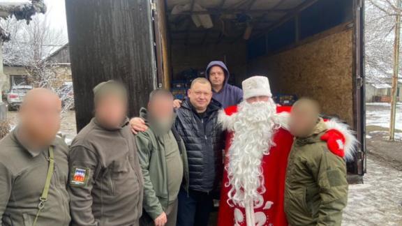 Дед Мороз из Предгорного округа Ставрополья посетил бойцов в зоне СВО