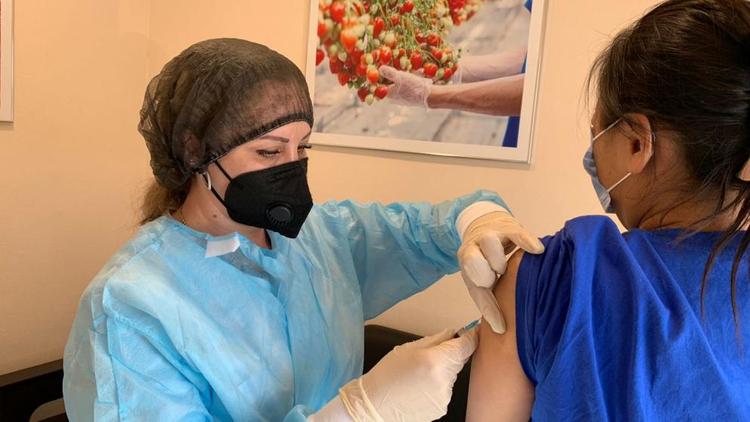 Выездные вакцинации сотрудников проводят в организациях Предгорного округа Ставрополья
