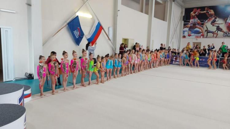 Юные кисловодские гимнастки успешно выступили на краевых соревнованиях 