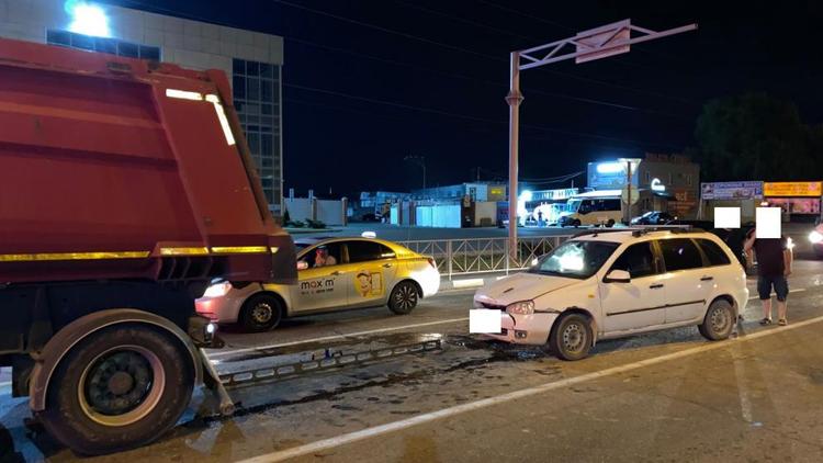 Пожилая женщина пострадала в аварии на въезде в Ставрополь
