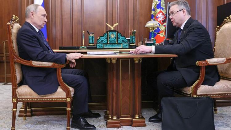 Президент России провёл рабочую встречу с губернатором Ставрополья