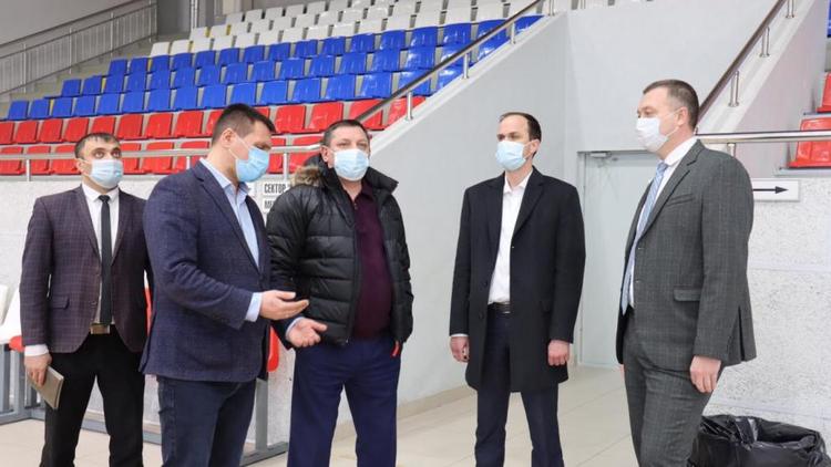 Спортивные функционеры посетили восточные арены Ставрополья