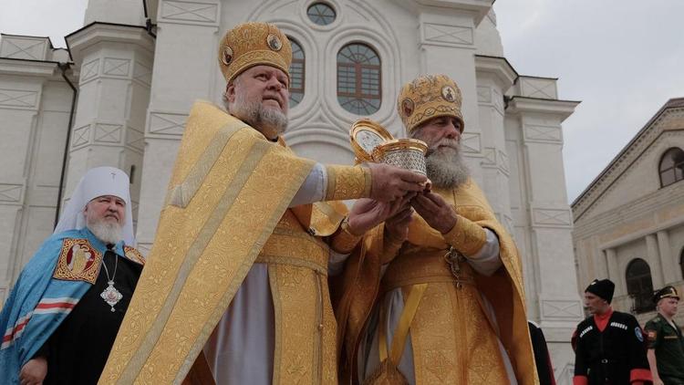 Ставрополье встречает духовную святыню – ковчег с мощами Александра Невского
