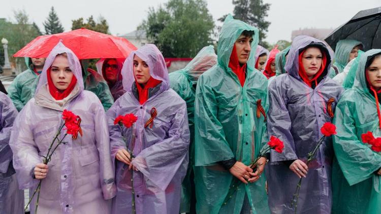 В Ставрополе прошла патриотическая акция «Помним! Гордимся!»