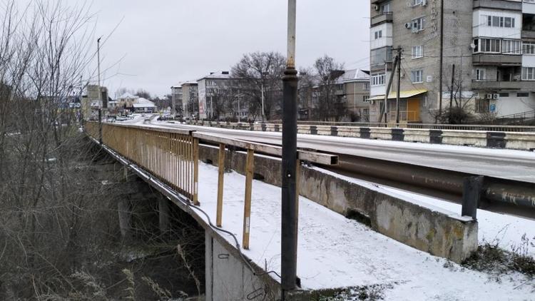 В Александровском округе Ставрополья отремонтируют мост через реку