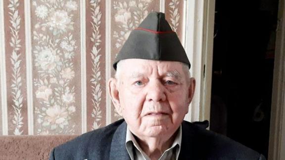 В Ставрополе таксист провёл бесплатную экскурсию для 93-летнего ветерана войны