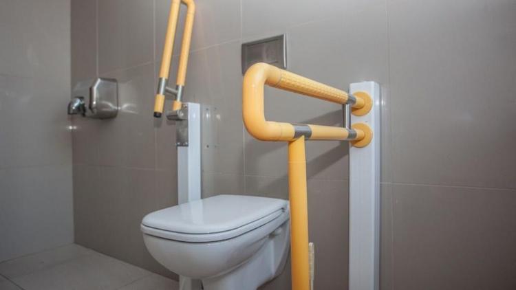 Общественные туалеты в Железноводске приспособят для людей с ограниченными возможностями