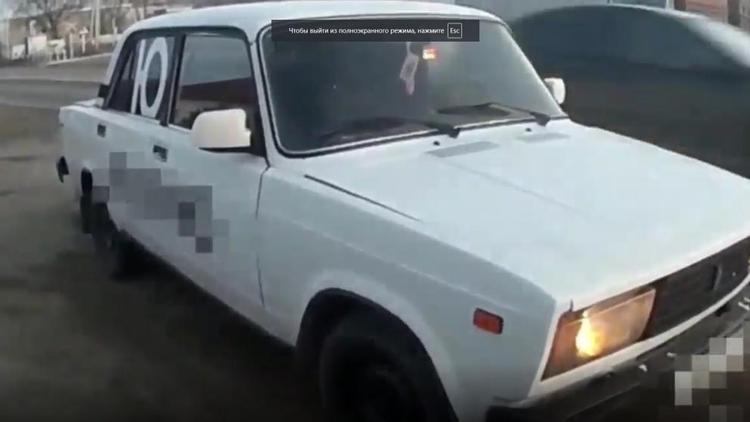 Водитель из Светлограда ответит за нецензурную надпись на автомобиле