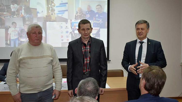 Двух лучших сантехников Ставрополья наградили почётными грамотами