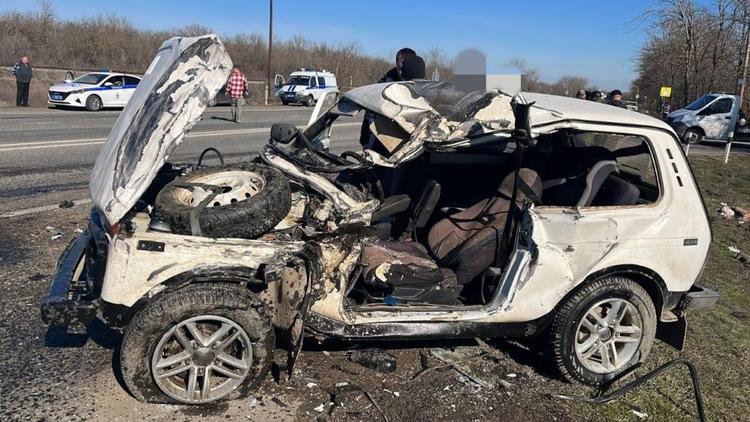 Водитель автомобиля погиб в тройном ДТП в Советском округе Ставрополья