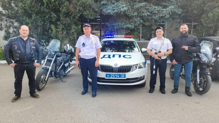 Ставропольские байкеры призвали водителей к вежливости на дорогах