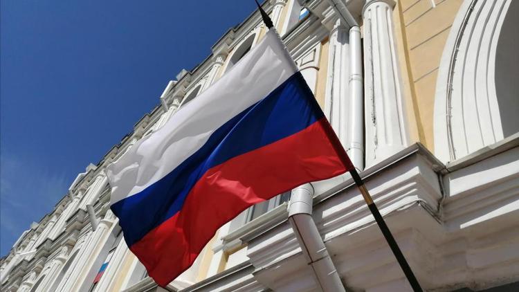 Власти Ставрополья поздравили земляков с Днем флага России