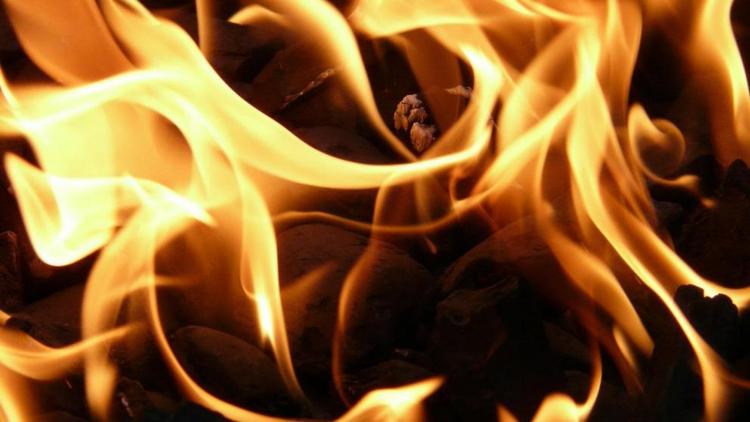 В Пятигорске человек погиб во время пожара в квартире