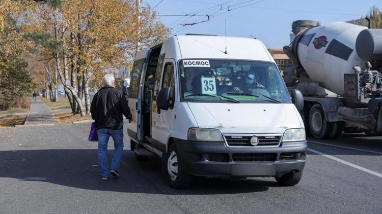 В Ставрополе 80 процентов пассажиров автобусов соблюдают масочный режим