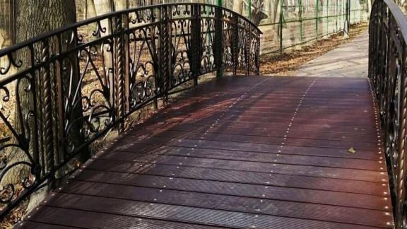 В Невинномысске в парке «Шерстяник» обновили два мостика
