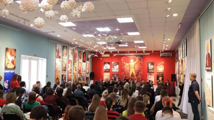 На форуме в Пятигорске говорили о международном значении Победы в Великой Отечественной войне