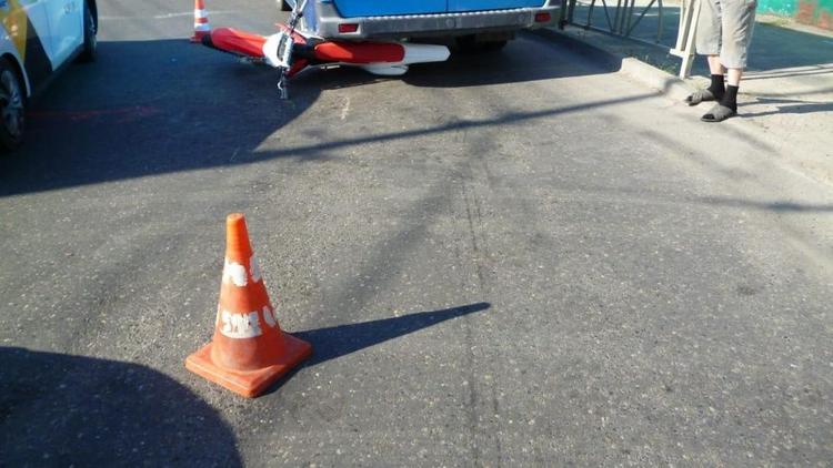 В Ставрополе мотоцикл столкнулся с грузовой «Газелью»