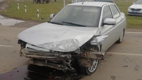 Водитель «ВАЗа» получил травмы в ДТП в Благодарненском округе Ставрополья